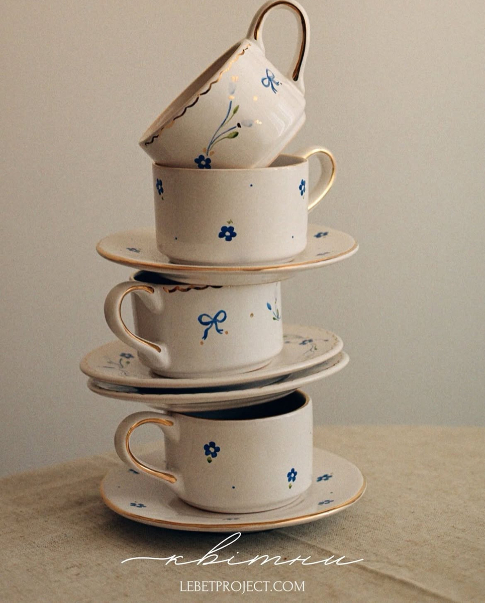 Bow ribbon cups