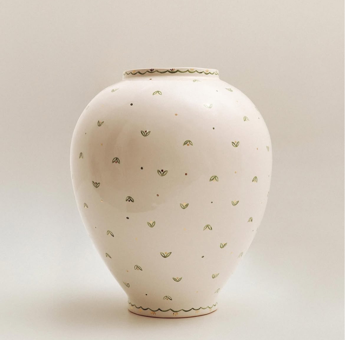 Speckled vase
